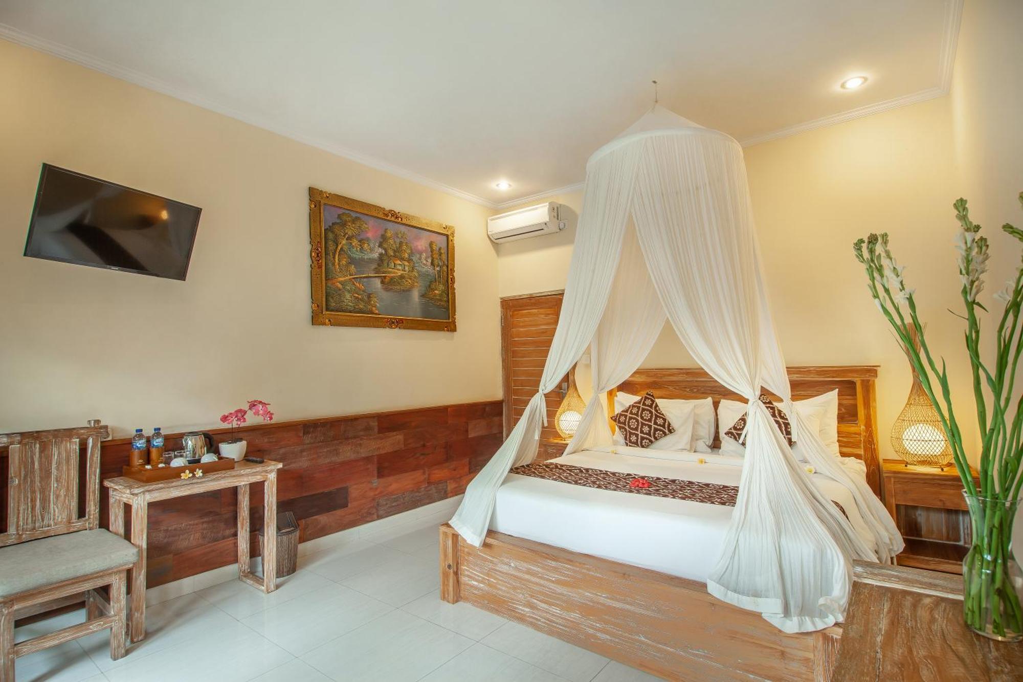 Abhirama And Hotel 3*
