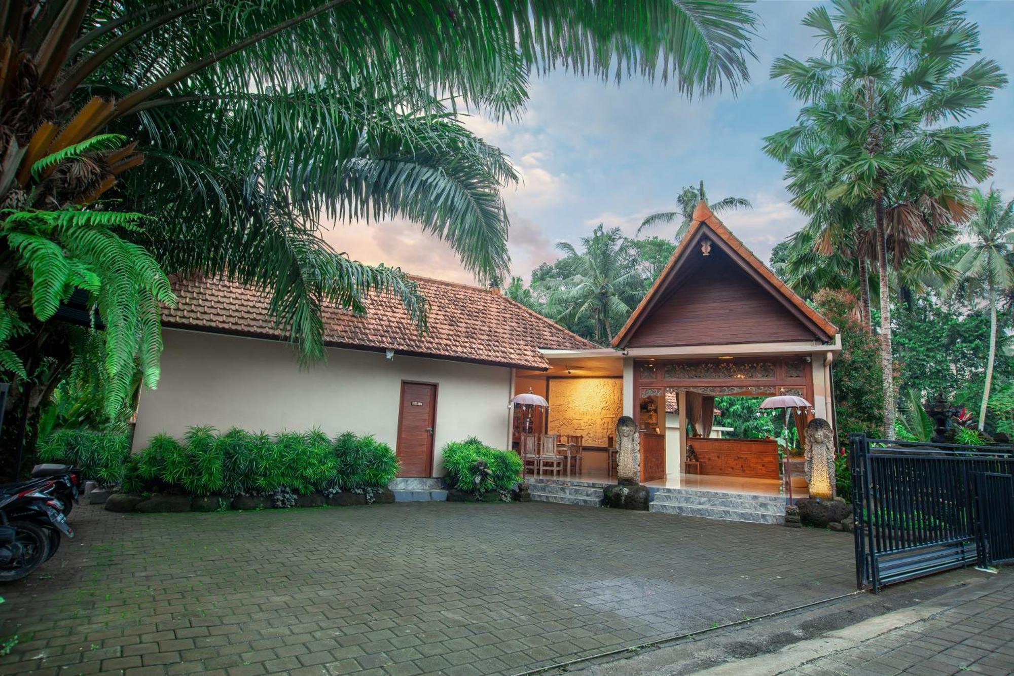 Abhirama And Hotel Ubud (Bali)